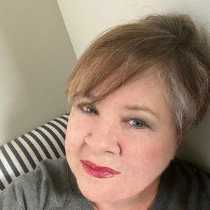 Meet your Posher, Patricia